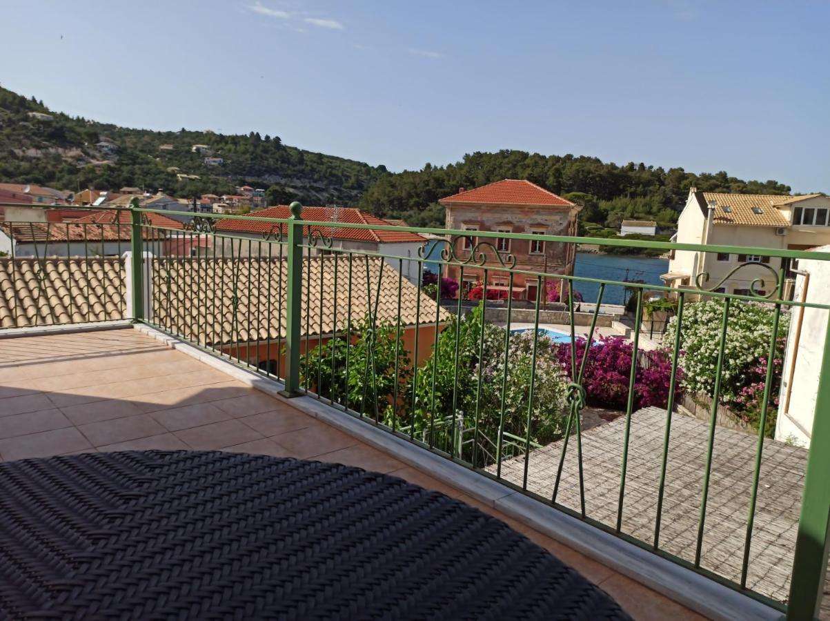 Avra Gaios Exterior foto