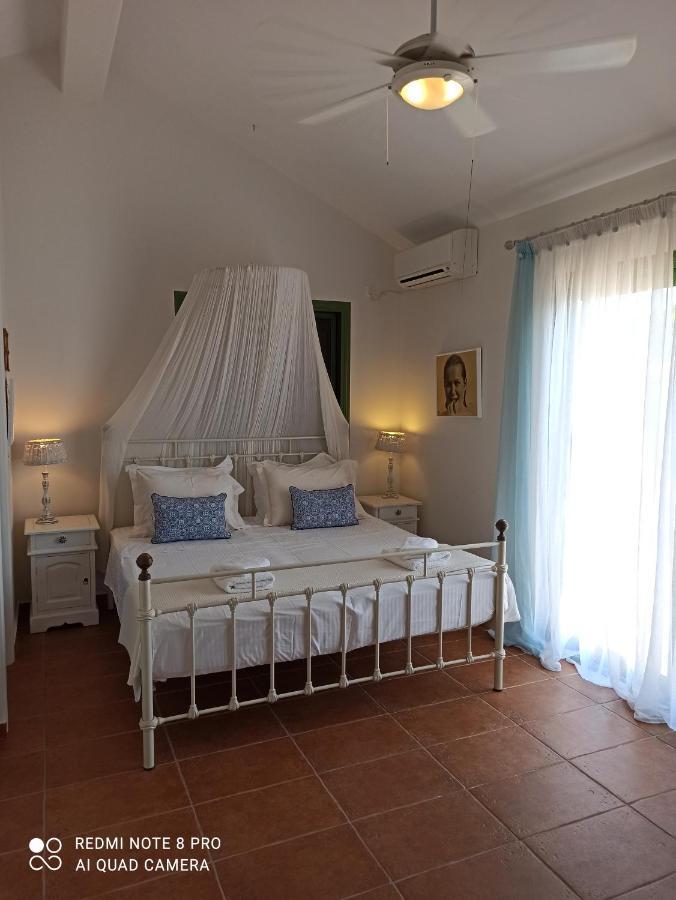 Avra Gaios Exterior foto